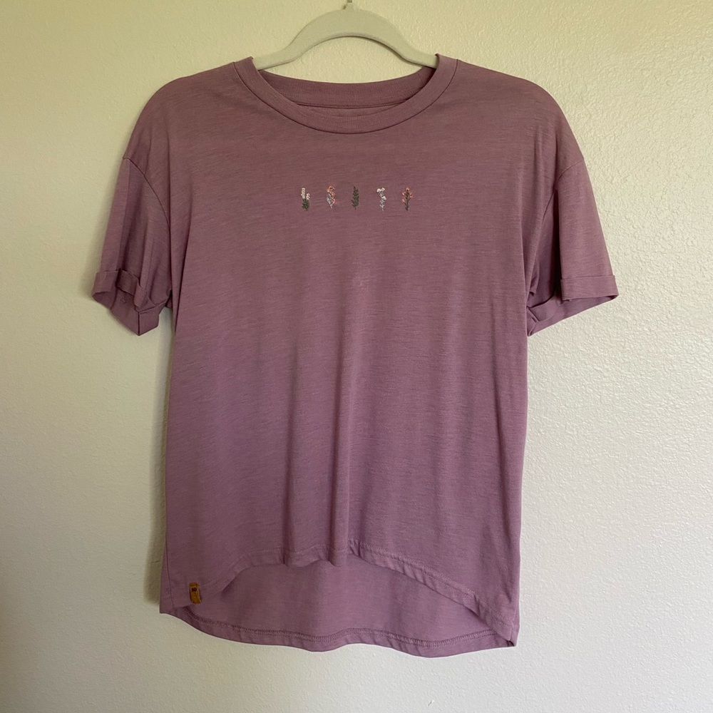 Tentree Floral Embroidered Tee
